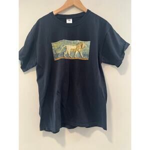 NWT Museum of Fine Arts T-Shirt Striding Lion of the Ishtar Gate JL